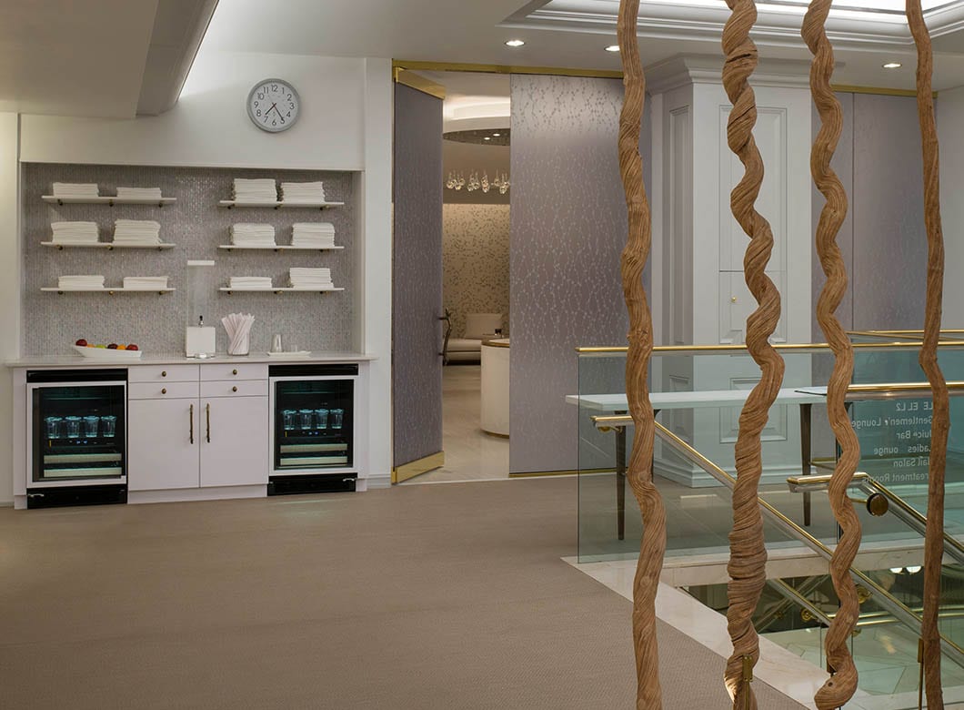 The Hotel Crescent Court's spa, featuring Archetype Glass' custom laminated glass partition wall