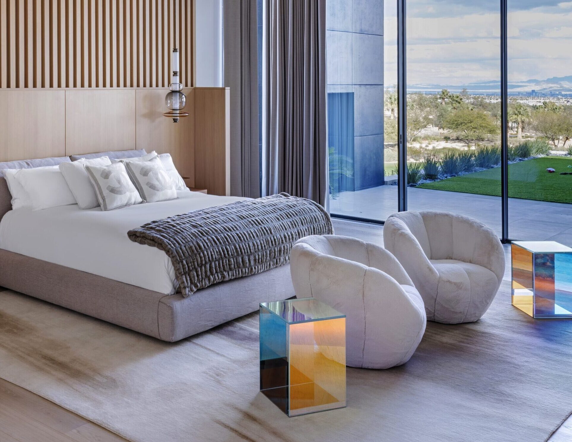 Dichroic Glass Elements